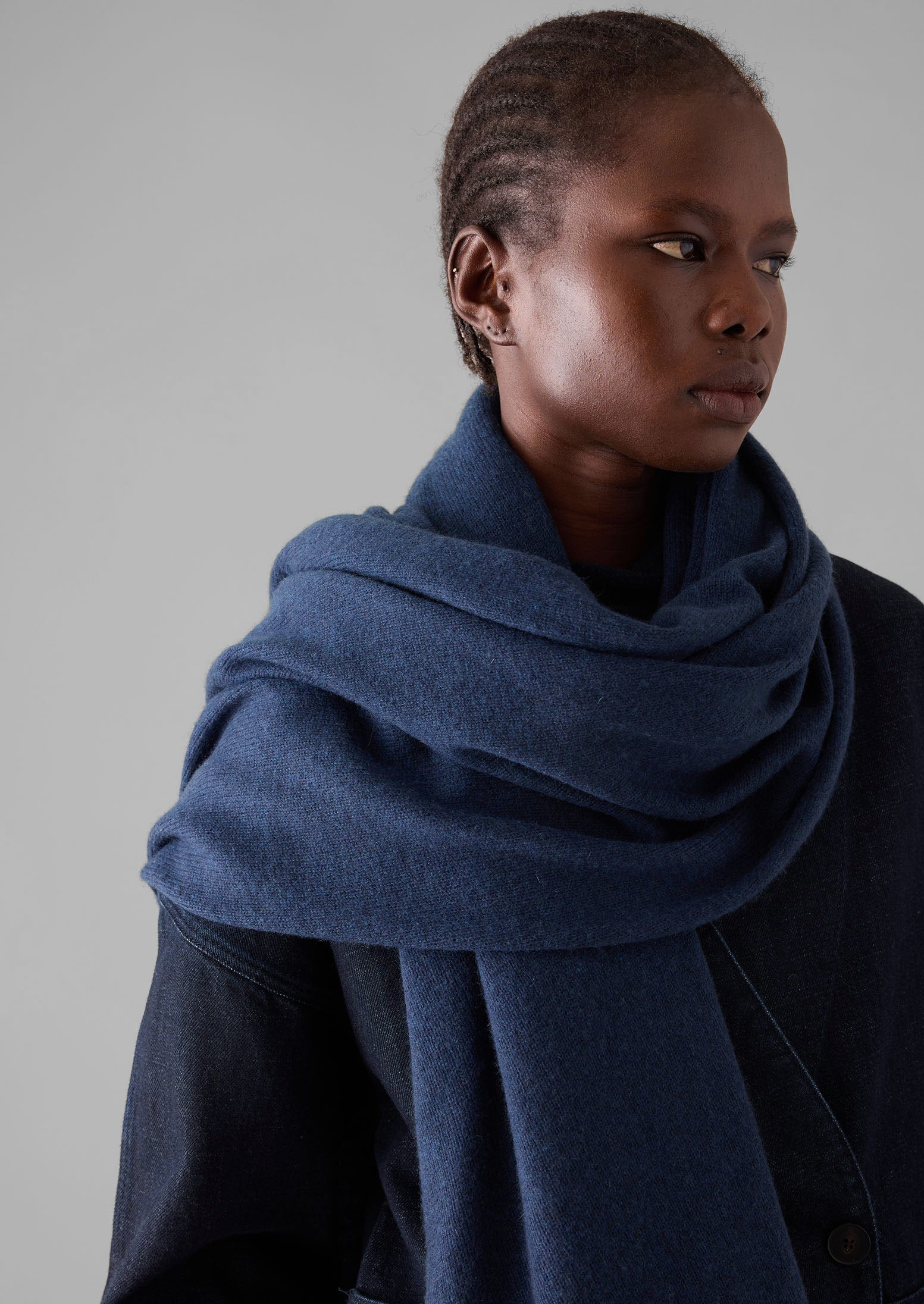 Navy cashmere scarf womens best sale