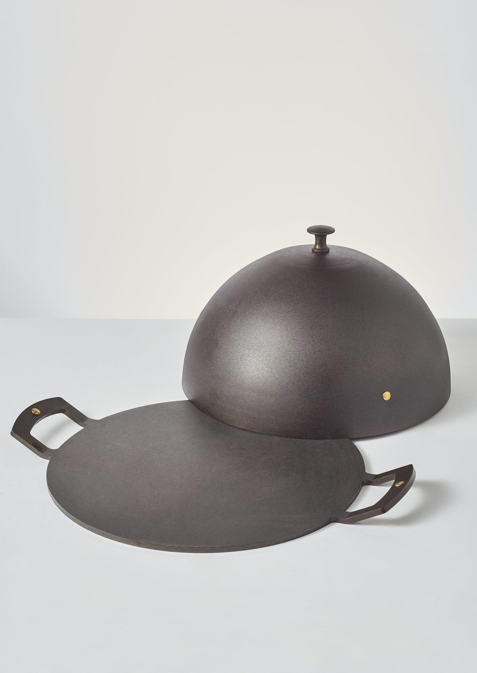 Netherton Foundry Spun Iron Baking Cloche with Griddle and Baking