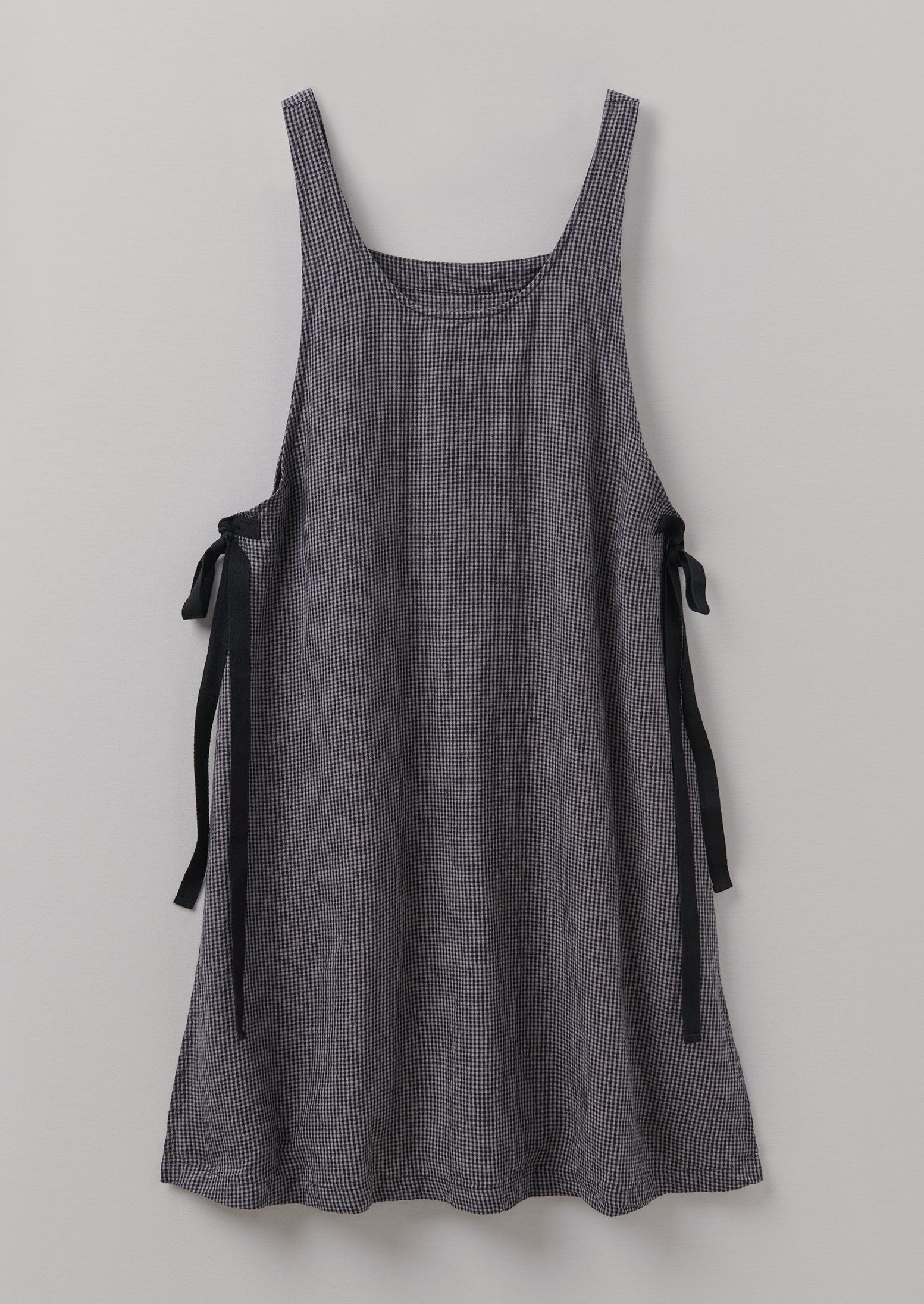 Gingham Pinafore Apron | Graphite/Midnight | TOAST