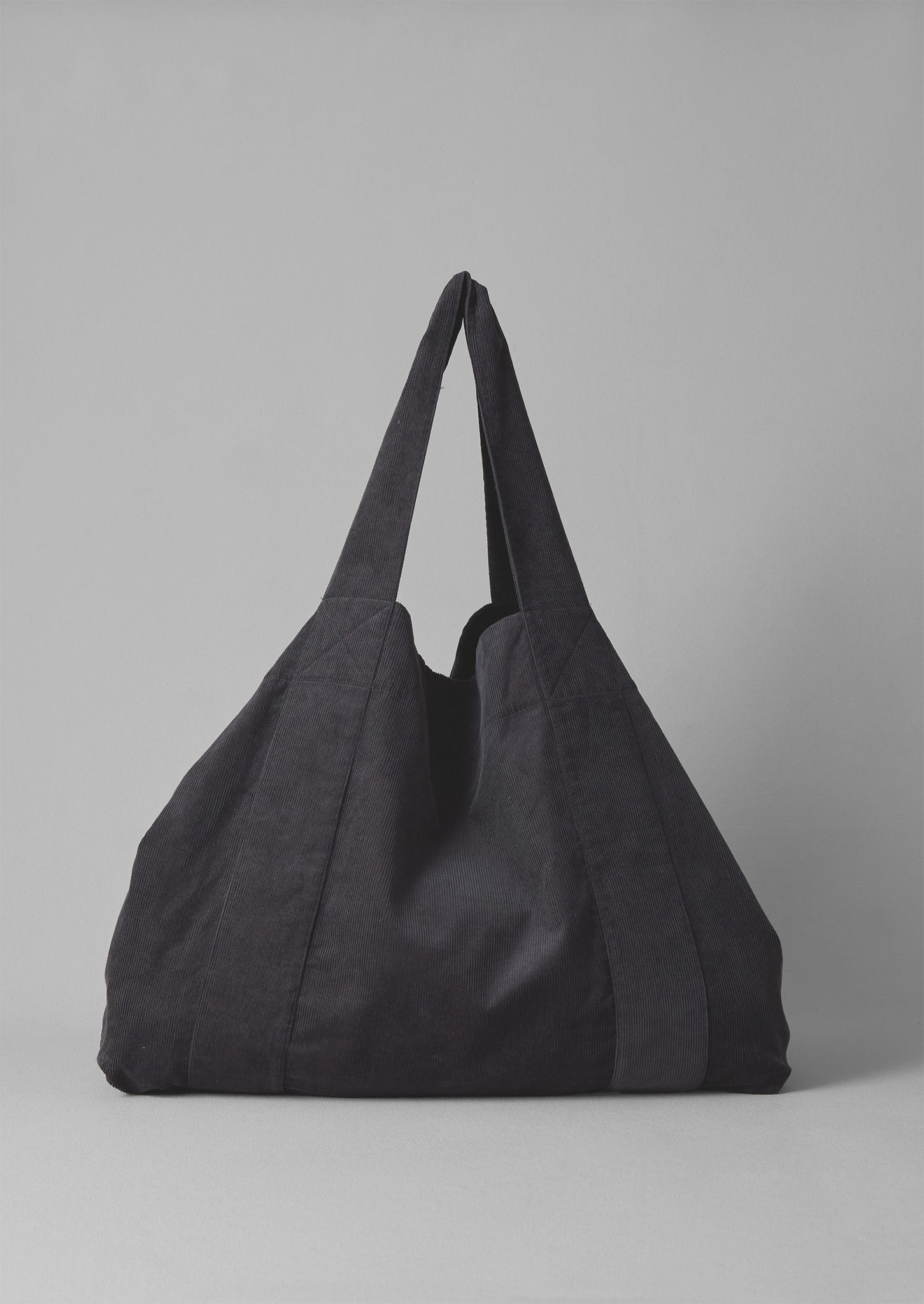 Organic Cord Lounge Bag | Charcoal