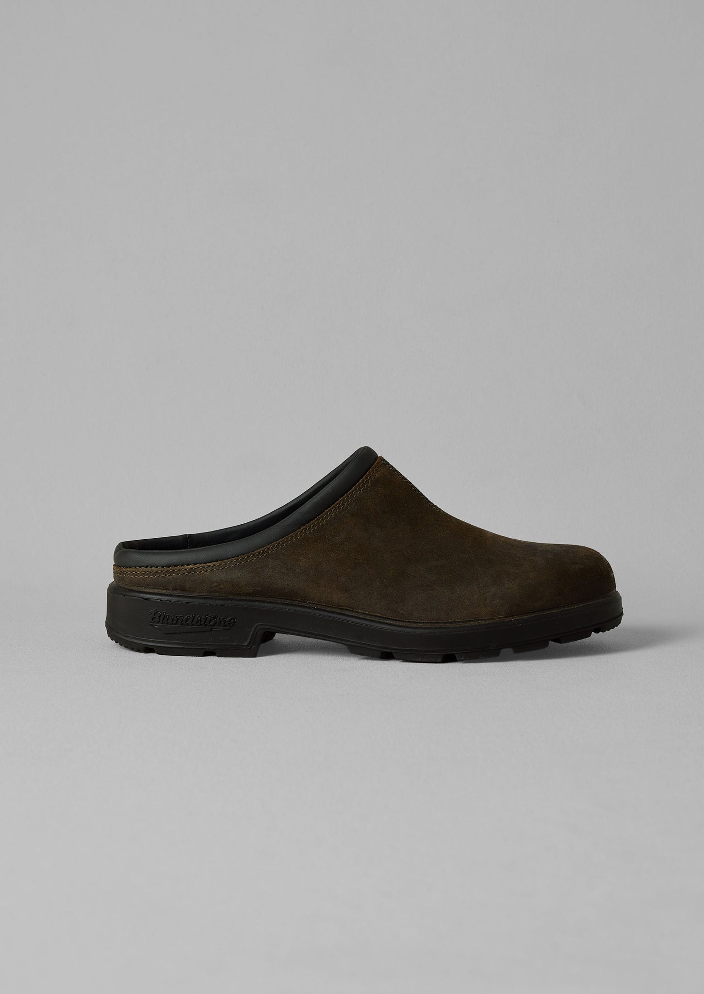 Blundstone Waxed Suede Grip Clogs | Olive