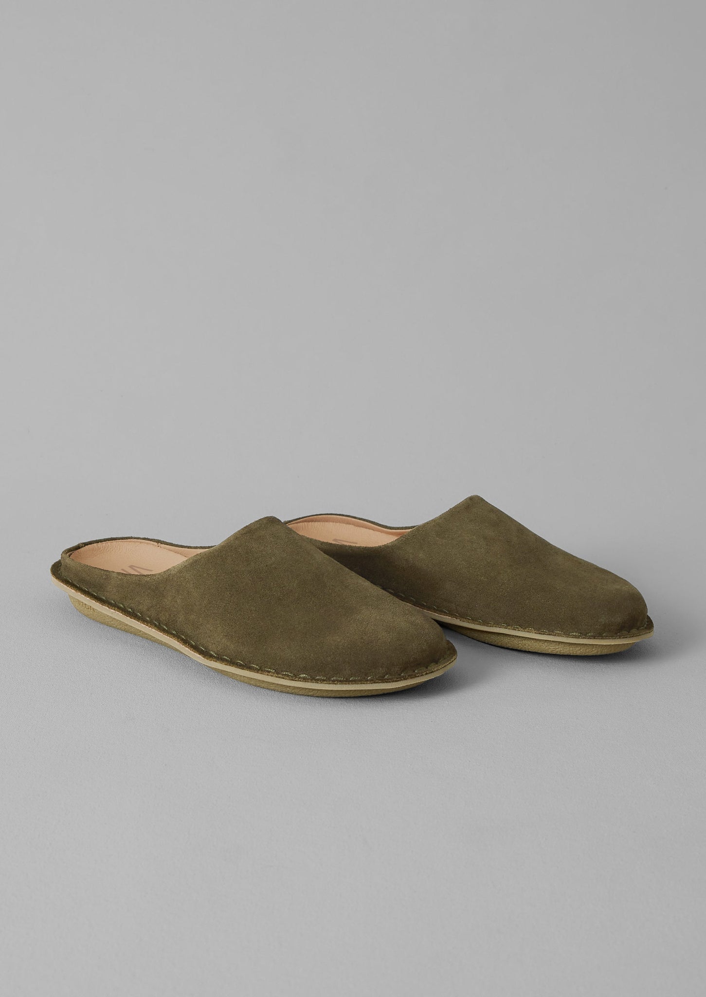 Vibae Roma Suede Mules | Olive