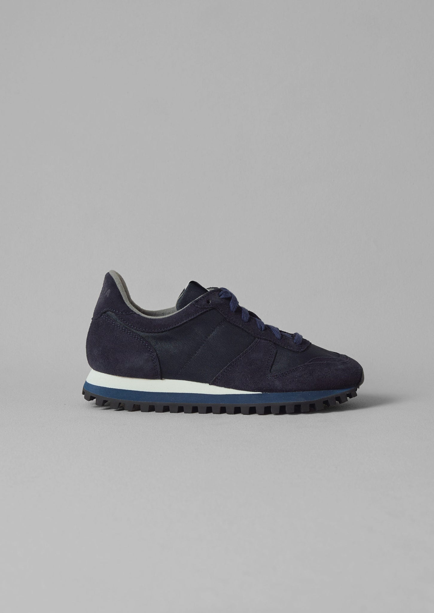 Novesta Marathon Trail Trainers | Dark Navy