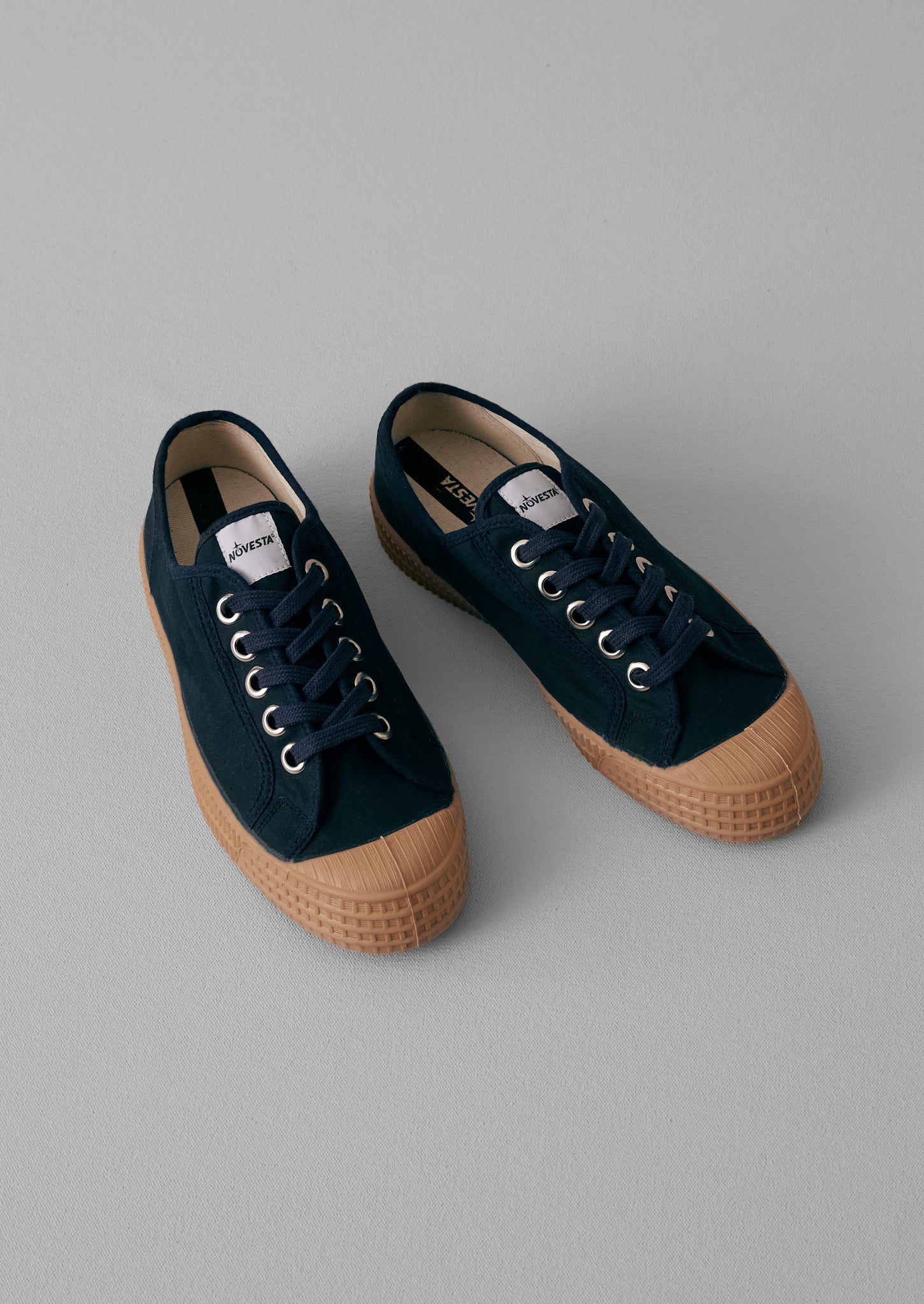 Novesta Star Master Waxed Cotton Plimsolls | Indigo