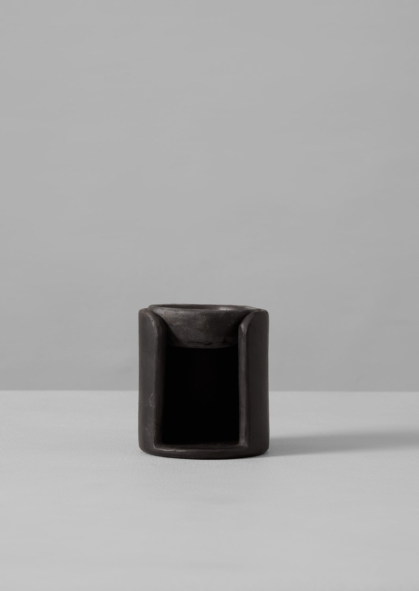 Longpi Oil Burner | Black Clay