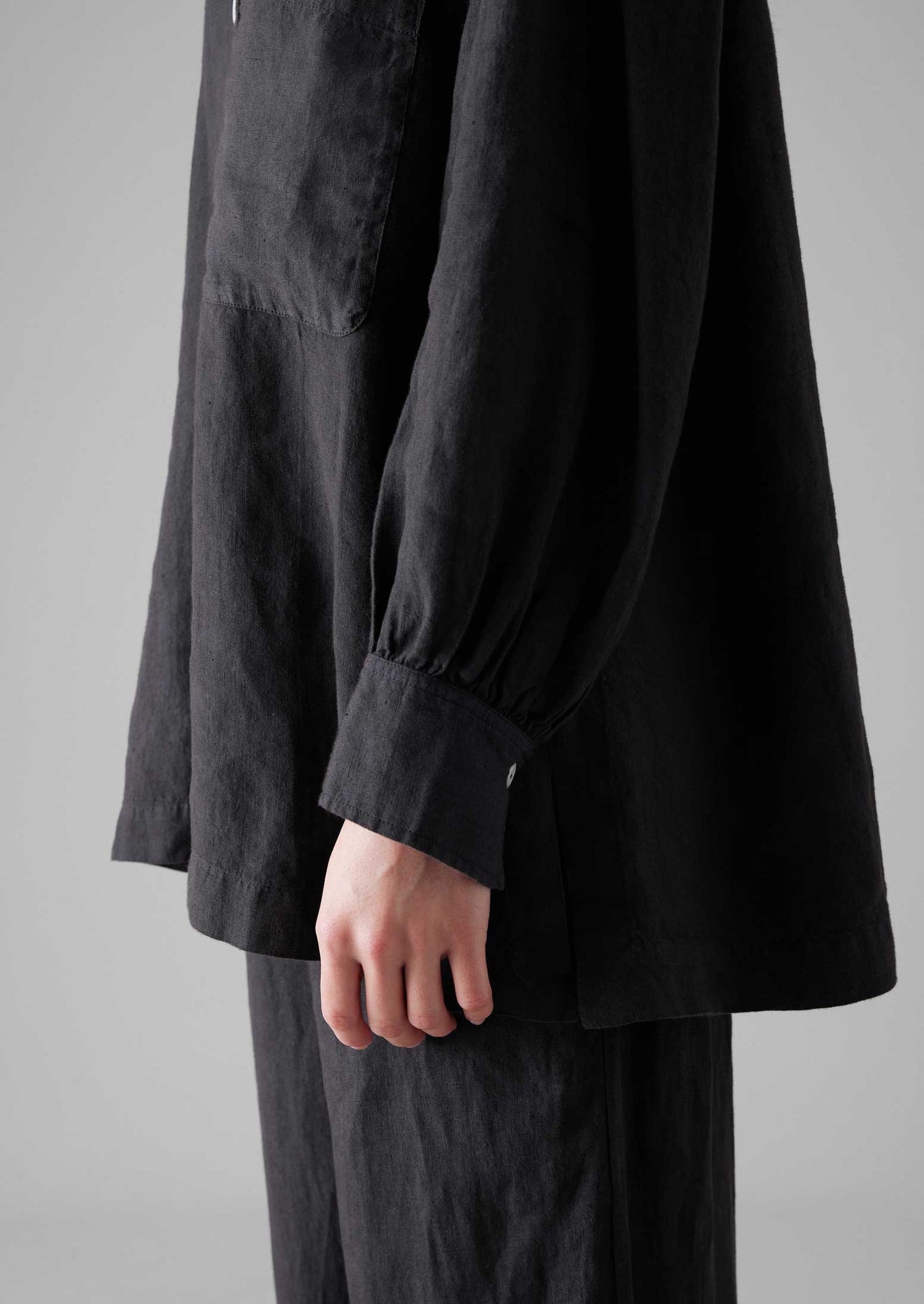 Garment Dyed Linen Oversized Shirt | Black Pepper