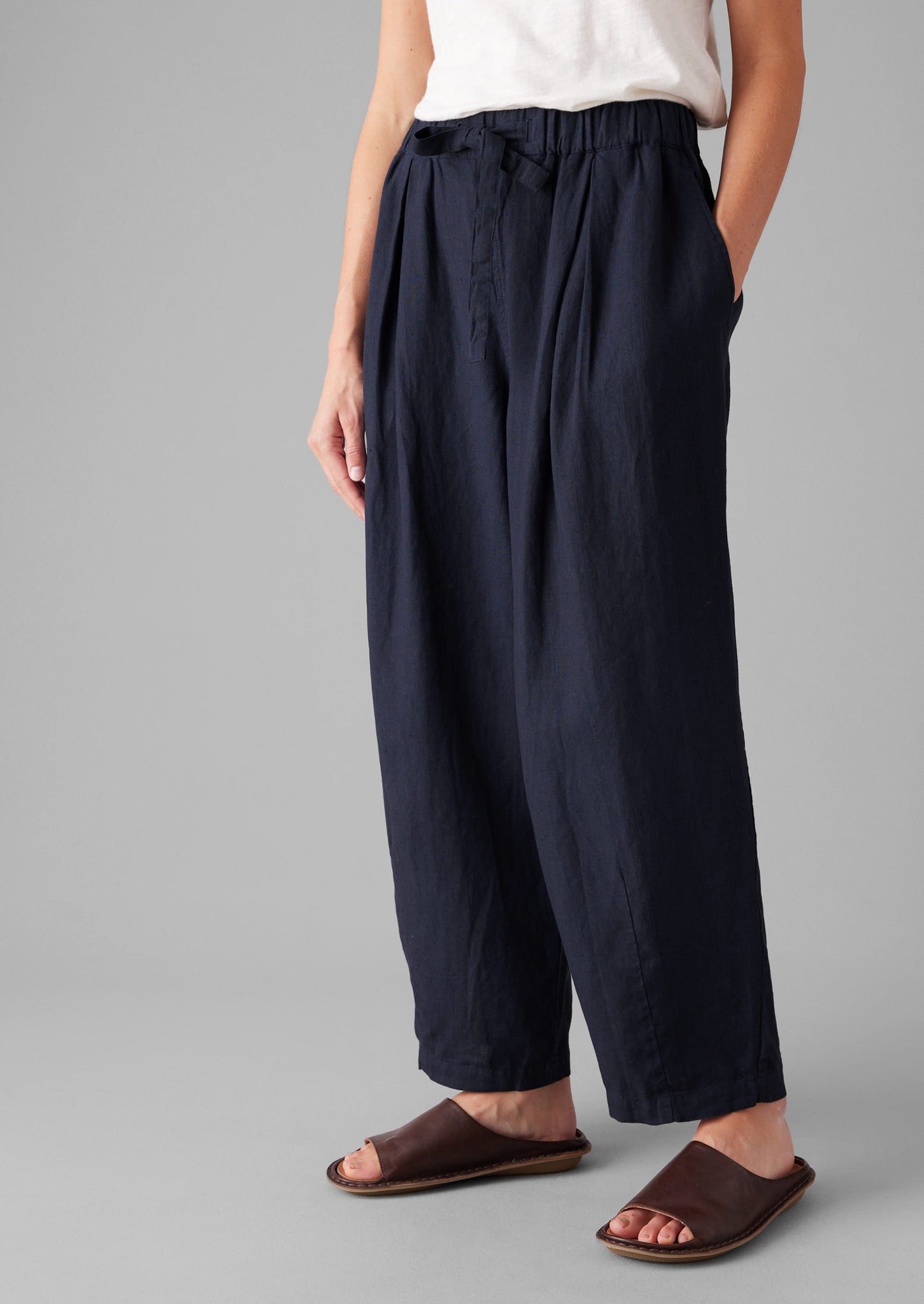 Minako Garment Dyed Linen Trousers | Midnight