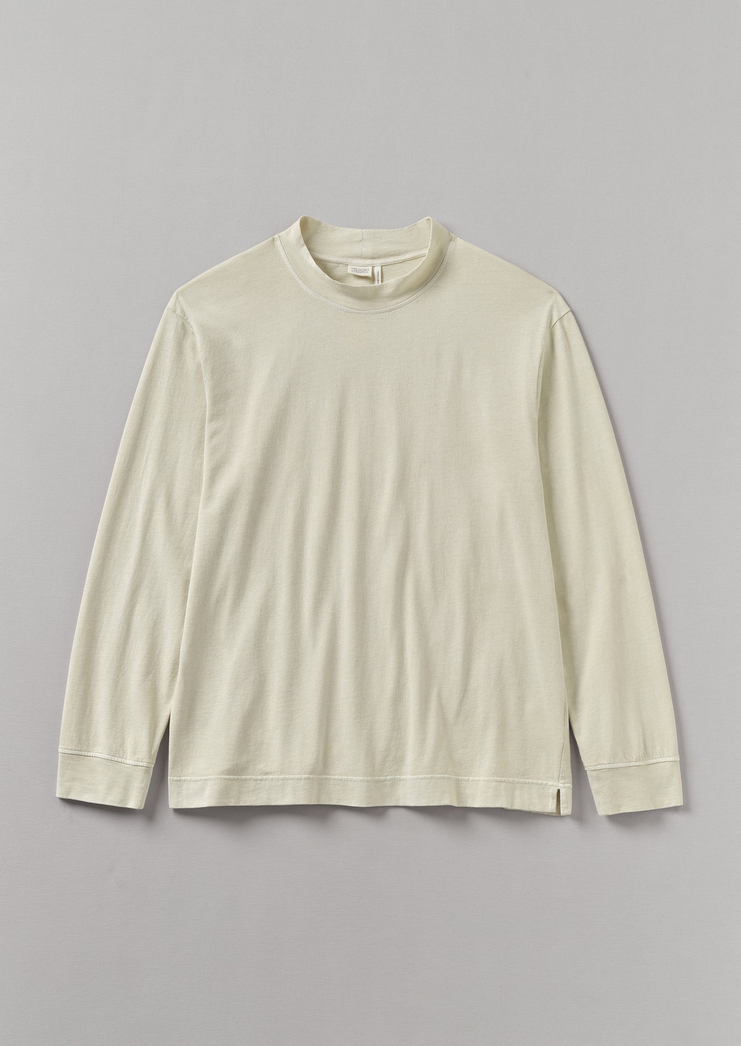 Garment Dyed Cotton Long Sleeve Tee | Soya