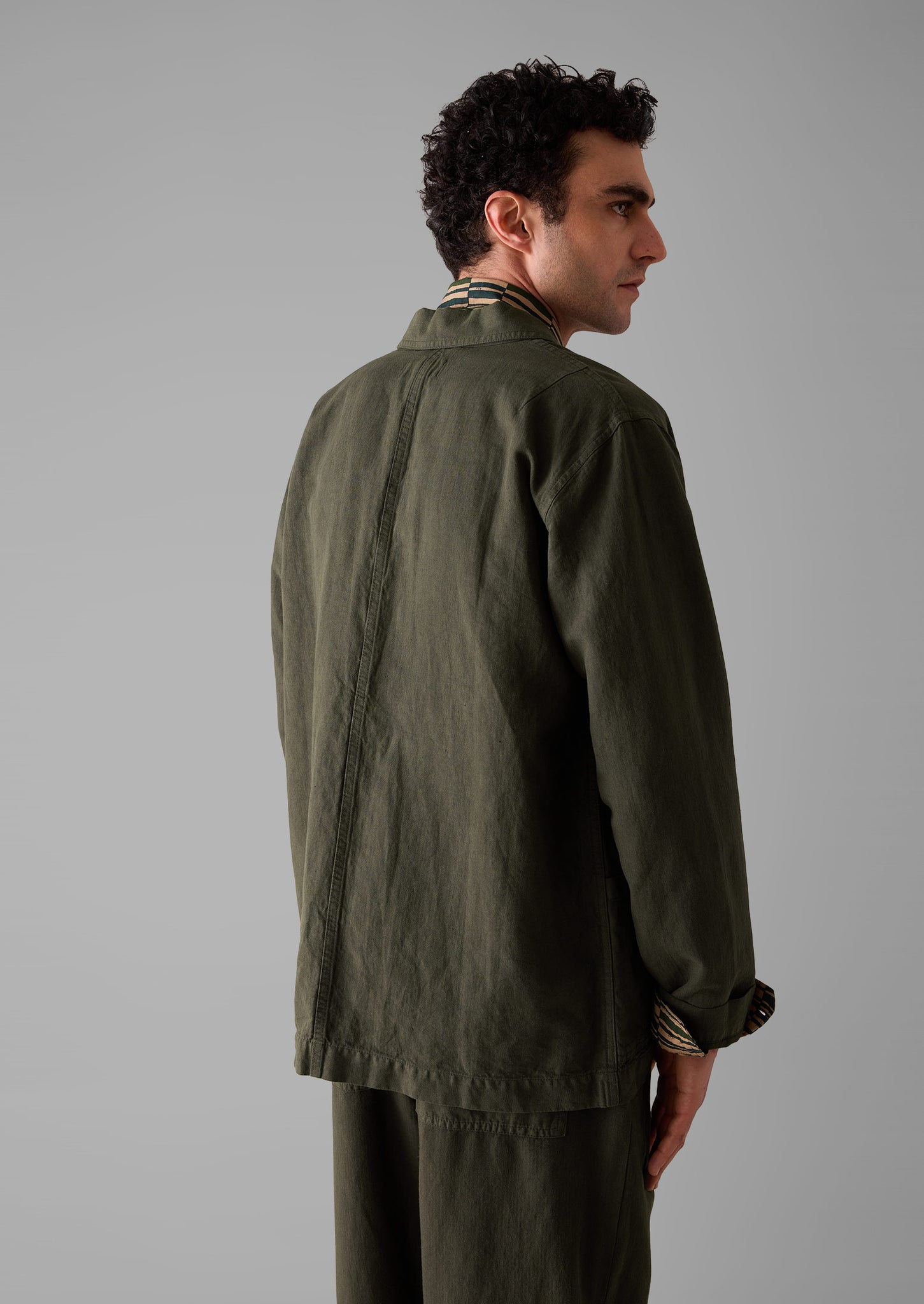 Arlo Garment Dyed Herringbone Jacket | Dark Moss