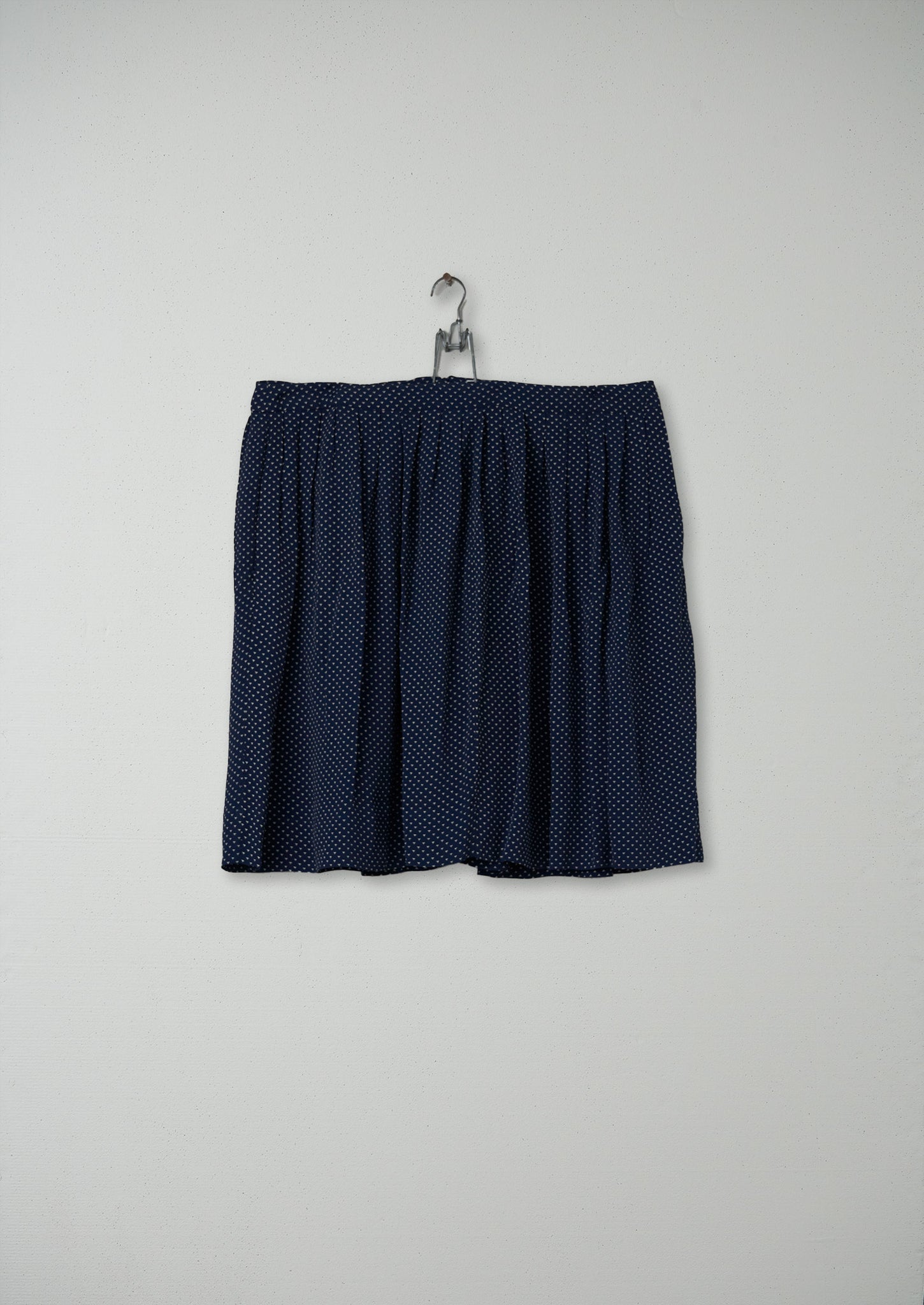 Navy skirt 2024 size 16