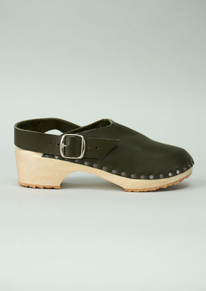 Reworn Walkleys Clogs Size 4 (106) | Olive