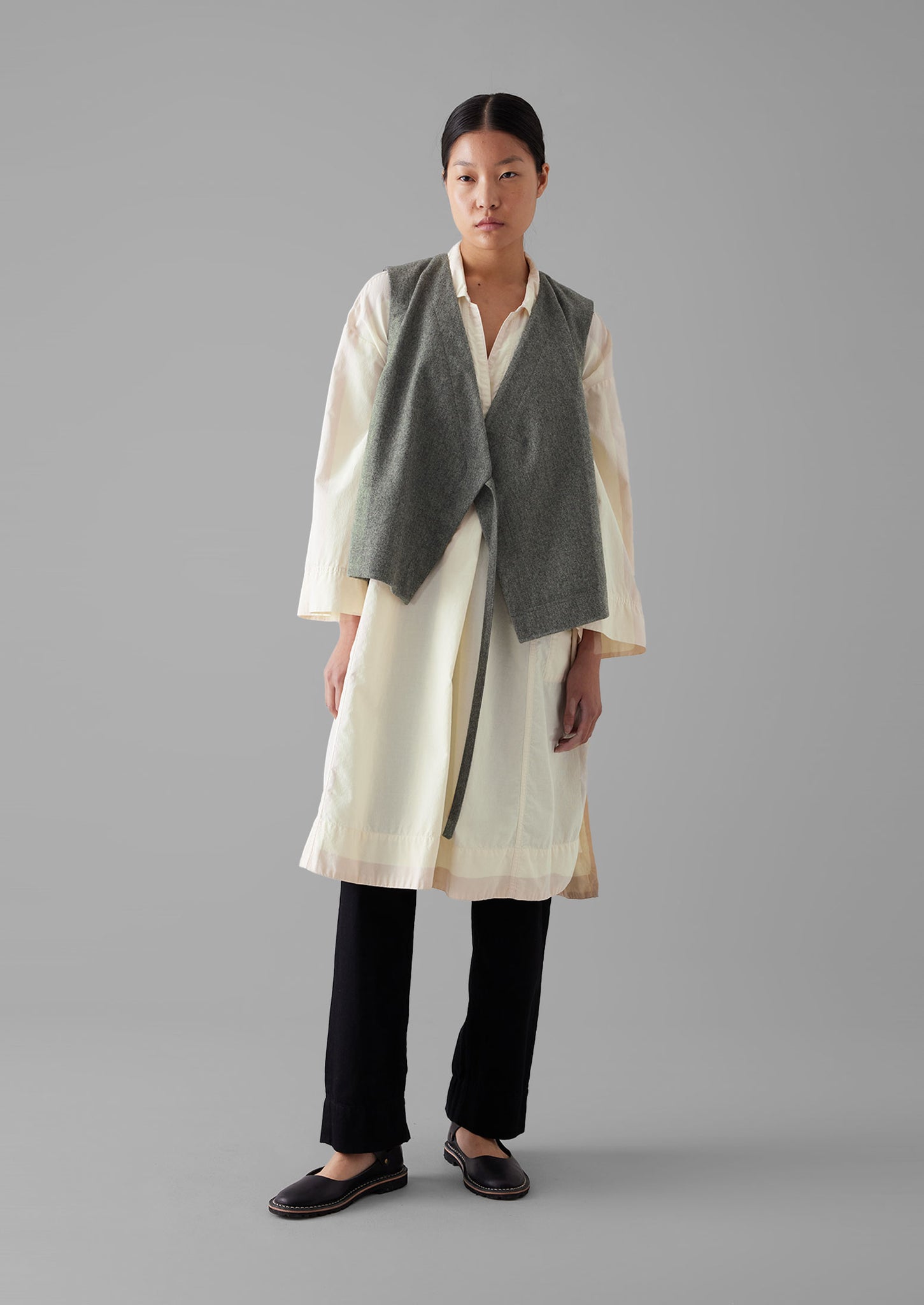 Wool Flannel Sleeveless Jacket | Grey Melange