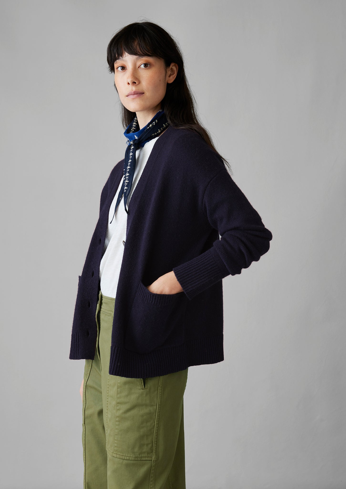 Wool Cashmere Boxy Cardigan, Darkest Navy