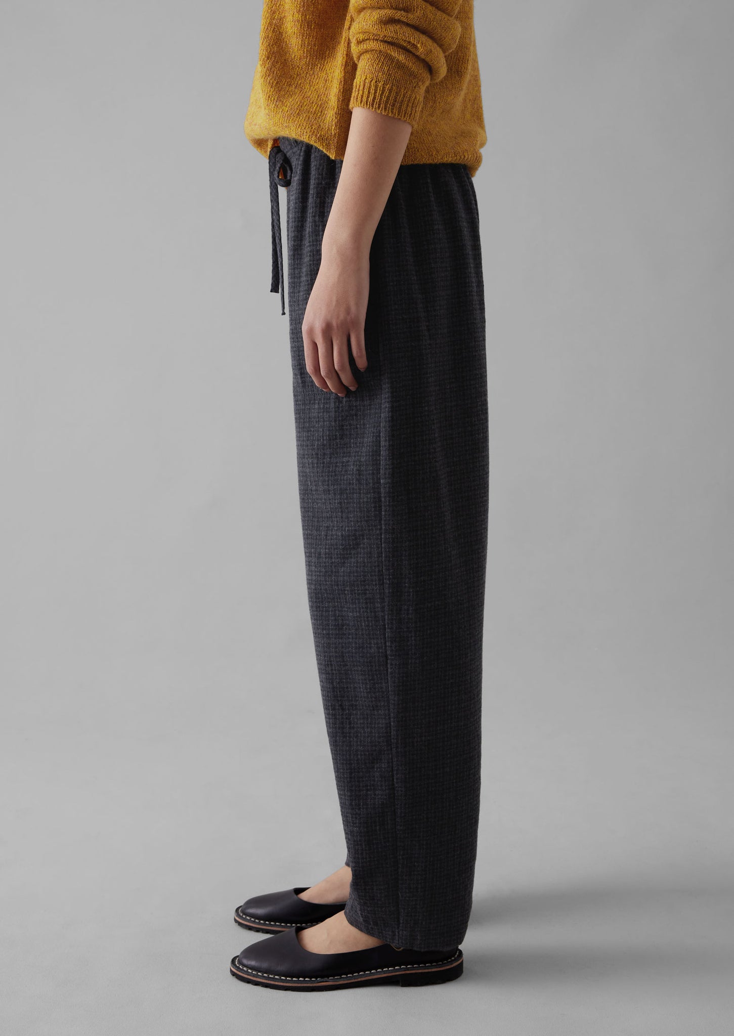 Suki Wool Cotton Seersucker Check Trousers | Carbon