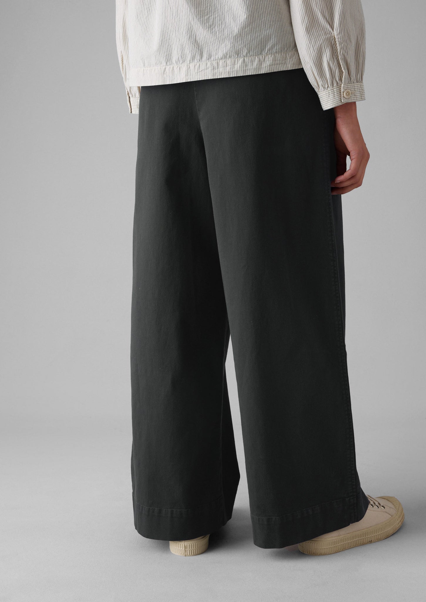 Cotton Paper Bag Trousers | Soft Black