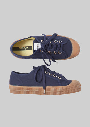 Novesta star master on sale plimsolls